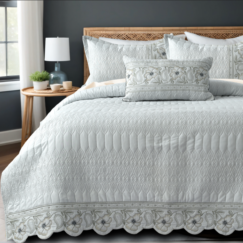 Crown Craft Bedding Set